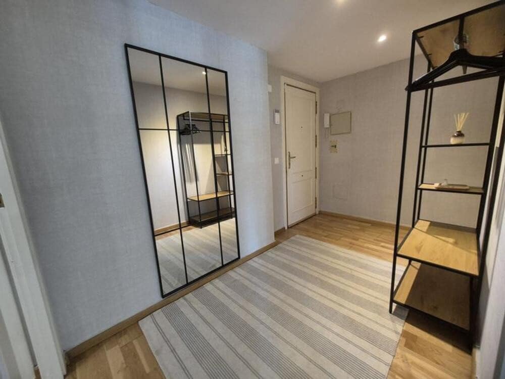 2 Zimmer Apartment zu vermieten in Marbella mit Pool - 2.400 € (Ref: 10080328)