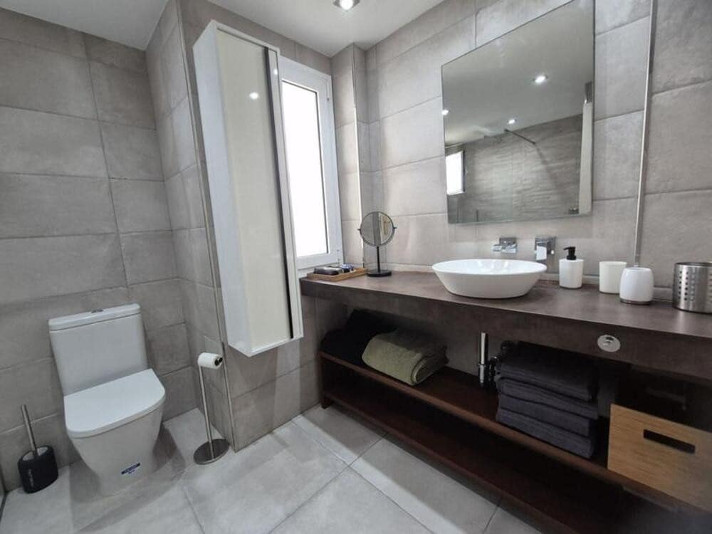 2 Zimmer Apartment zu vermieten in Marbella mit Pool - 2.400 € (Ref: 10080328)