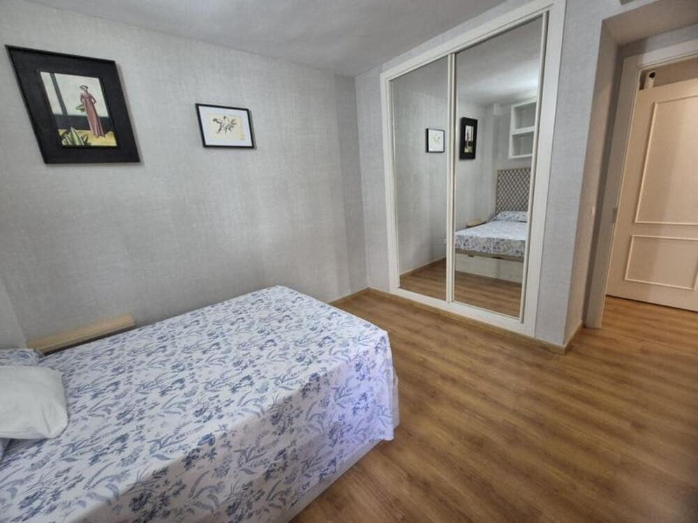 2 Zimmer Apartment zu vermieten in Marbella mit Pool - 2.400 € (Ref: 10080328)