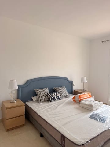 2 soveværelse Penthouse til leje i La Quinta, Benahavís med swimmingpool garage - € 2.000 (Ref: 10088535)