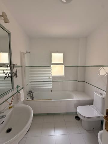 2 soveværelse Penthouse til leje i La Quinta, Benahavís med swimmingpool garage - € 2.000 (Ref: 10088535)