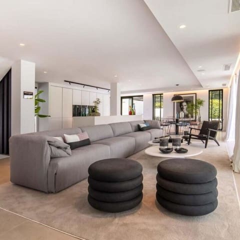 5 slaapkamer Villa te huur in Sierra Blanca, Marbella met zwembad garage - € 18.000 (Ref: 10094135)
