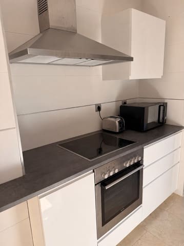 2 bedroom Penthouse for rent in El Paraíso, Benahavís with pool garage - € 2,800 (Ref: 10094137)