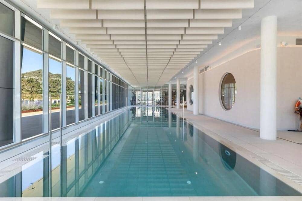 3 quarto Apartamento para arrendar em Marbella com piscina garagem - 6 000 € (Ref: 10094139)