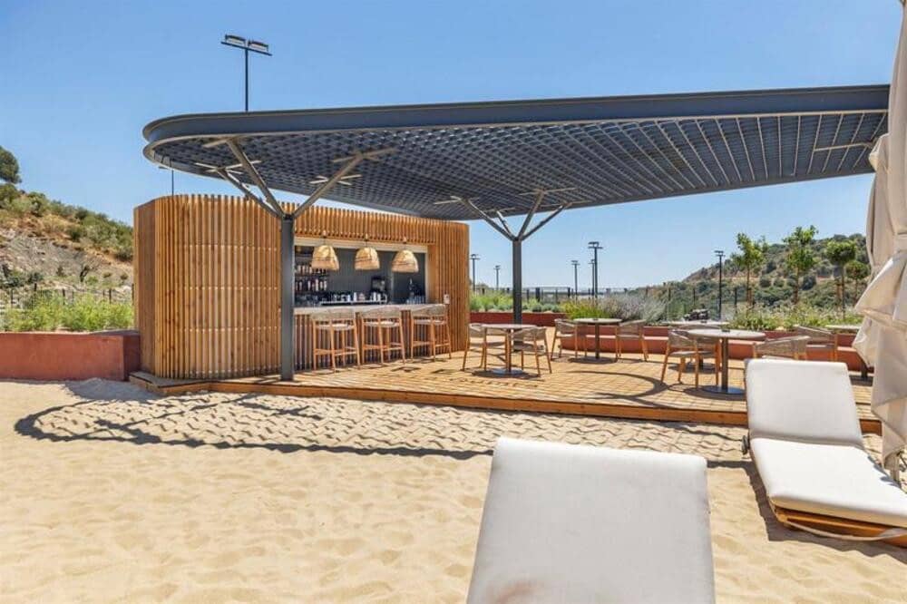 3 quarto Apartamento para arrendar em Marbella com piscina garagem - 6 000 € (Ref: 10094139)