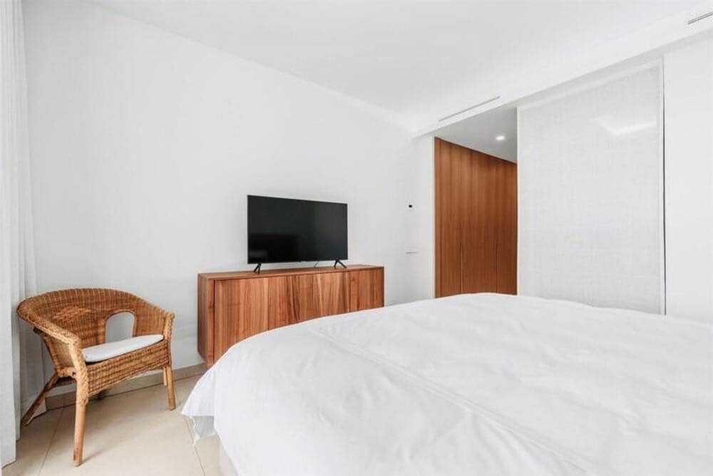 3 quarto Apartamento para arrendar em Marbella com piscina garagem - 6 000 € (Ref: 10094139)