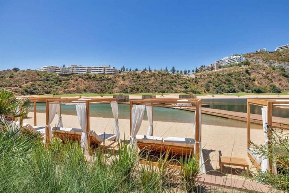 3 quarto Apartamento para arrendar em Marbella com piscina garagem - 6 000 € (Ref: 10094139)