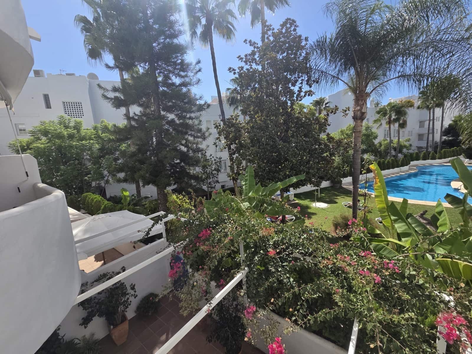 3 soveværelse Lejlighed til leje i Marbella med swimmingpool garage - € 2.700 (Ref: 10094140)