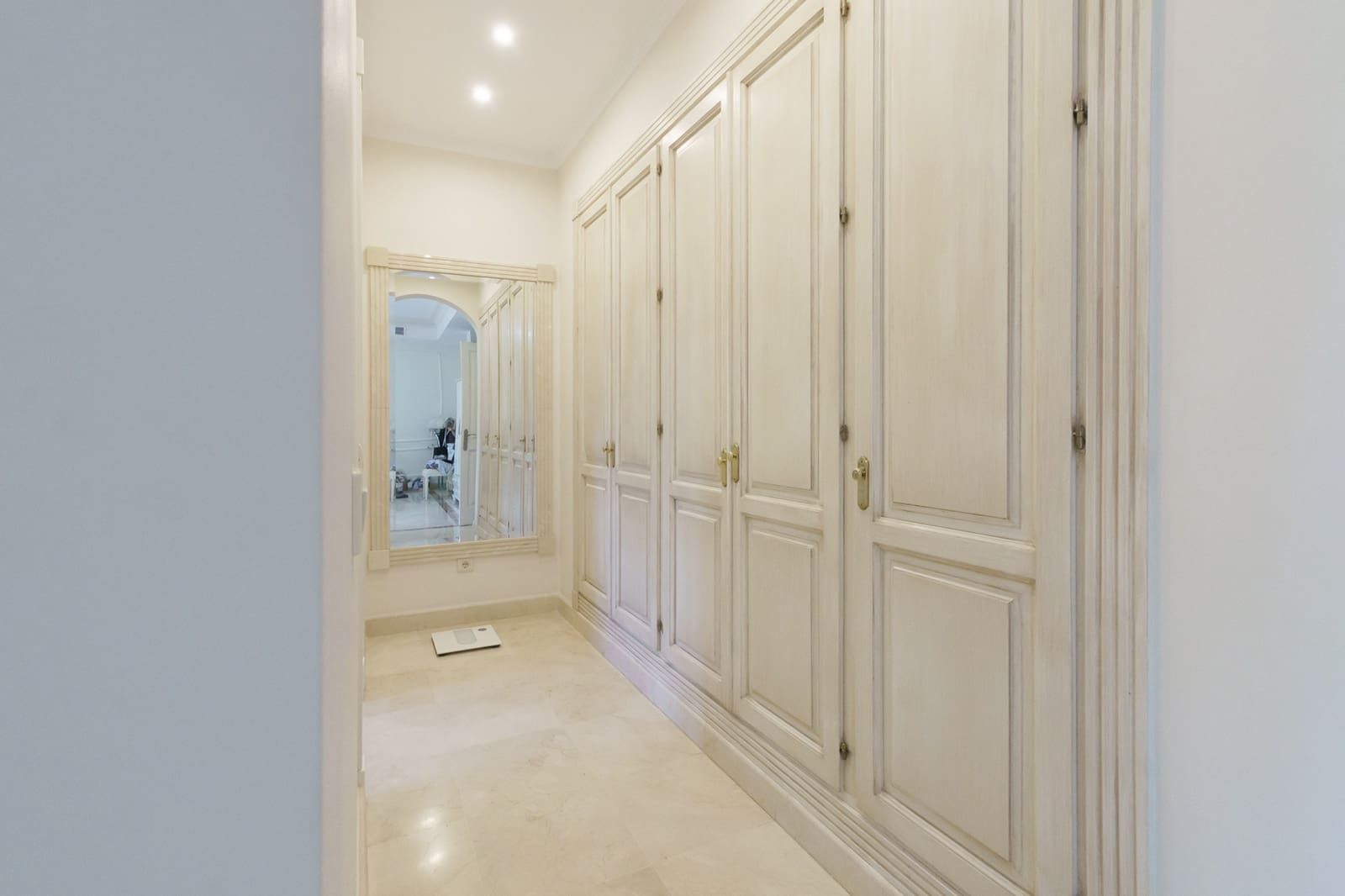 5 slaapkamer Villa te koop in Marbella met zwembad garage - € 2.900.000 (Ref: 10097477)