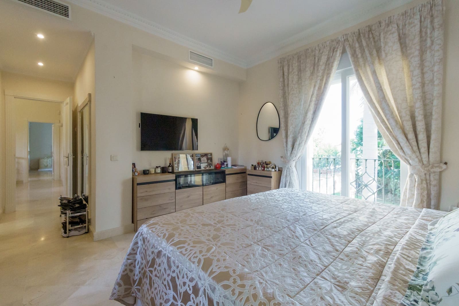 5 slaapkamer Villa te koop in Marbella met zwembad garage - € 2.900.000 (Ref: 10097477)