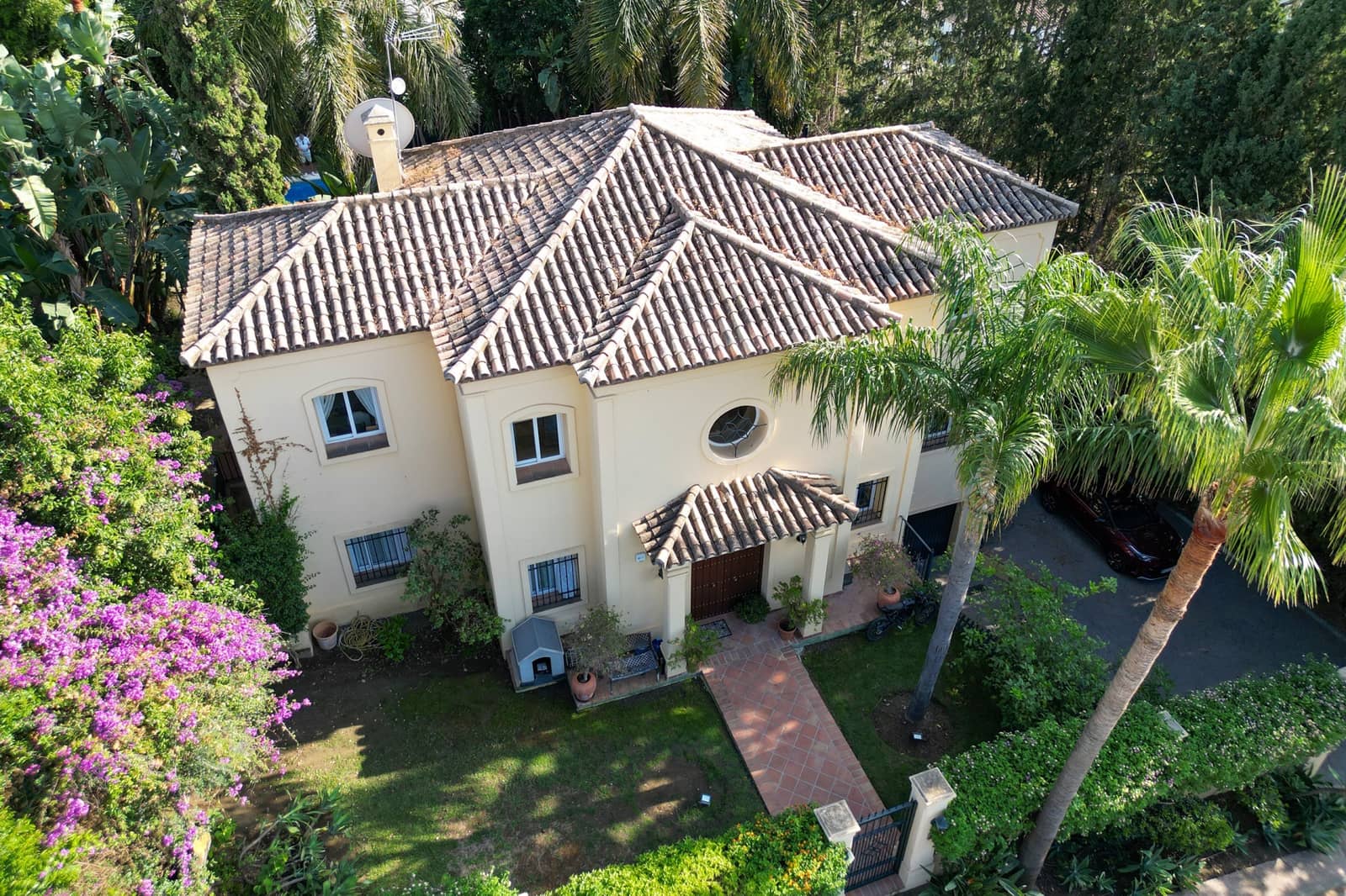 5 slaapkamer Villa te koop in Marbella met zwembad garage - € 2.900.000 (Ref: 10097477)