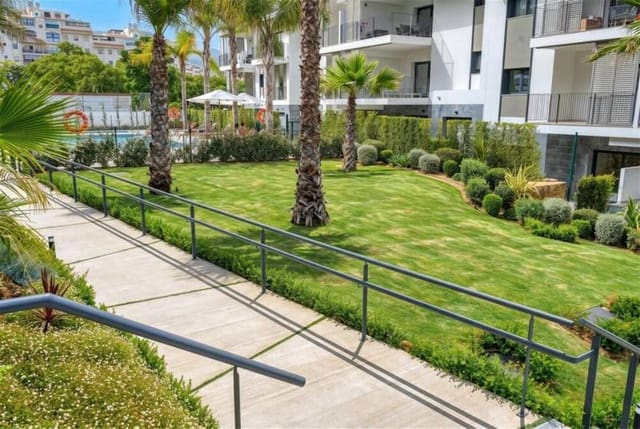 3 makuuhuone Huoneisto vuokrattavana paikassa Centro, Estepona mukana uima-altaan 
autotalli - 2 700 € (Ref: 10097478)