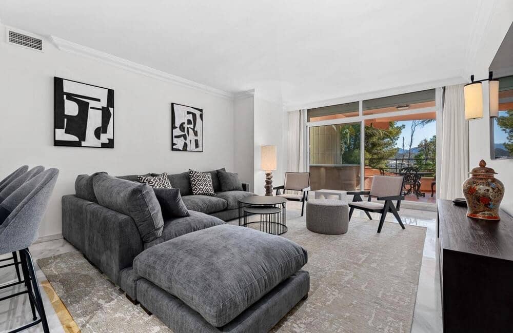 3 chambre Appartement à vendre à Marbella avec piscine garage - 980 000 € (Ref: 10099621)