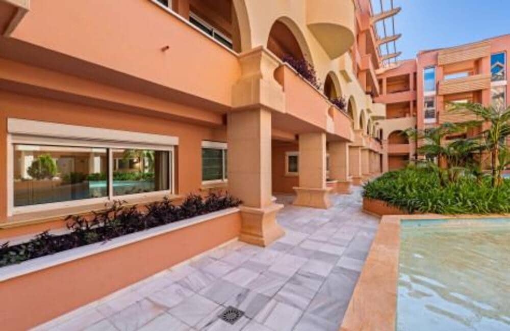 3 chambre Appartement à vendre à Marbella avec piscine garage - 980 000 € (Ref: 10099621)