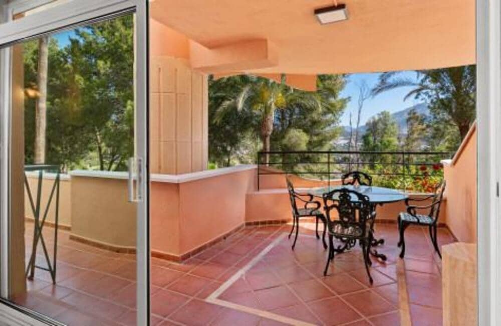 3 chambre Appartement à vendre à Marbella avec piscine garage - 980 000 € (Ref: 10099621)