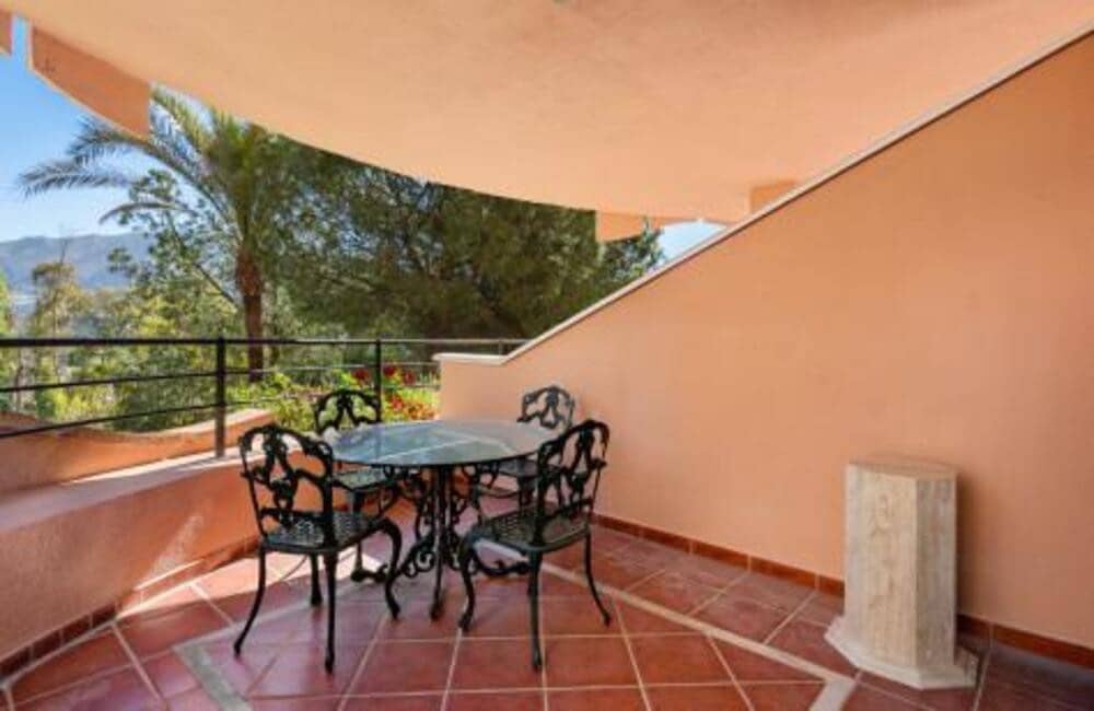 3 chambre Appartement à vendre à Marbella avec piscine garage - 980 000 € (Ref: 10099621)