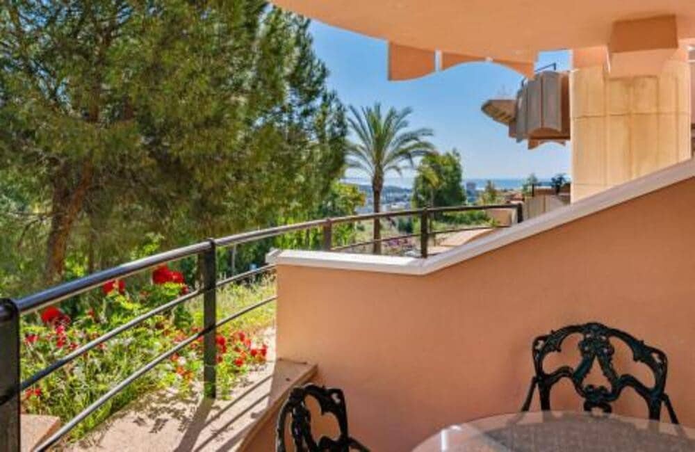 3 chambre Appartement à vendre à Marbella avec piscine garage - 980 000 € (Ref: 10099621)