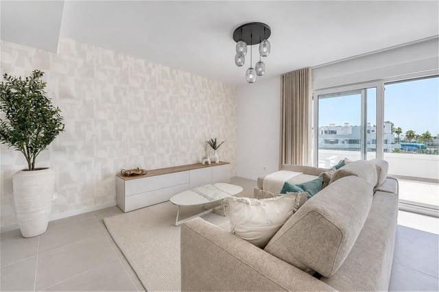 3 sovrum Lägenhet att hyra i Cancelada, Estepona med pool garage - 3 000 € (Ref: 10101403)