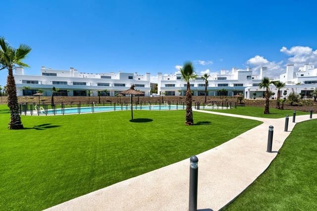3 sovrum Lägenhet att hyra i Cancelada, Estepona med pool garage - 3 000 € (Ref: 10101403)
