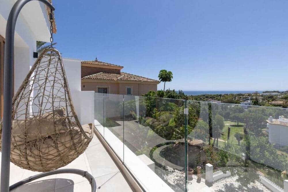3 bedroom Villa for rent in Sitio de Calahonda with pool garage - € 5,000 (Ref: 10106595)