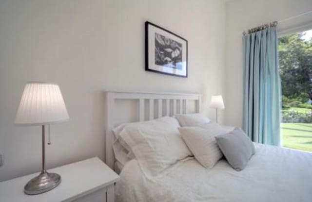 3 makuuhuone Huoneisto vuokrattavana paikassa Zona de Punta Plata, Estepona mukana uima-altaan 
autotalli - 3 500 € (Ref: 10106596)