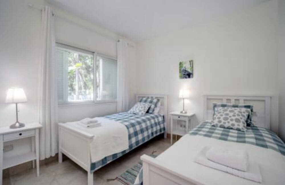 3 soveværelse Lejlighed til leje i Estepona med swimmingpool garage - € 3.500 (Ref: 10106596)