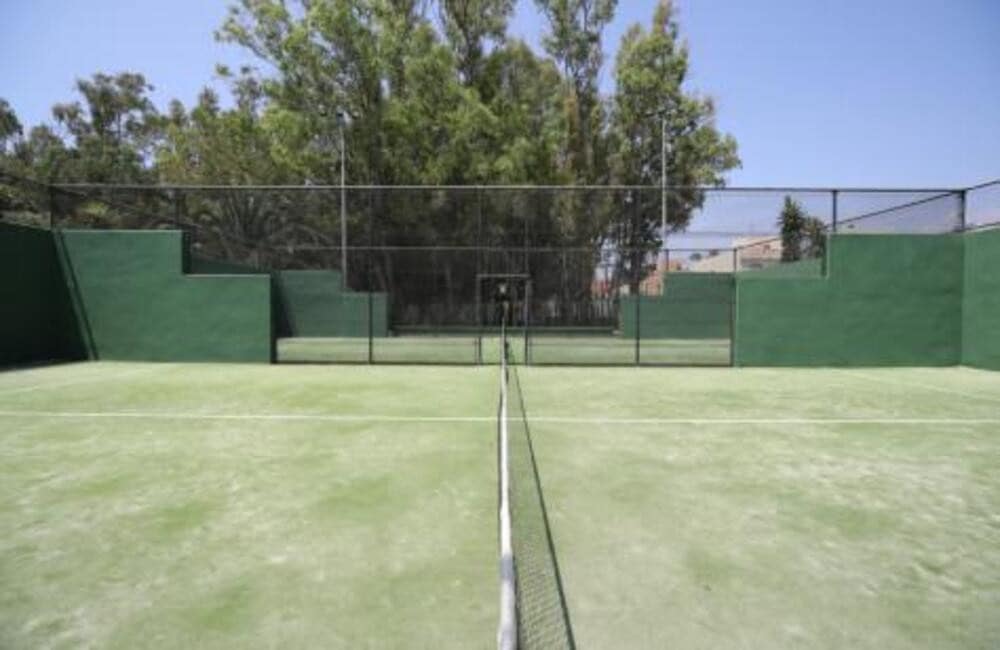 3 soveværelse Lejlighed til leje i Estepona med swimmingpool garage - € 3.500 (Ref: 10106596)