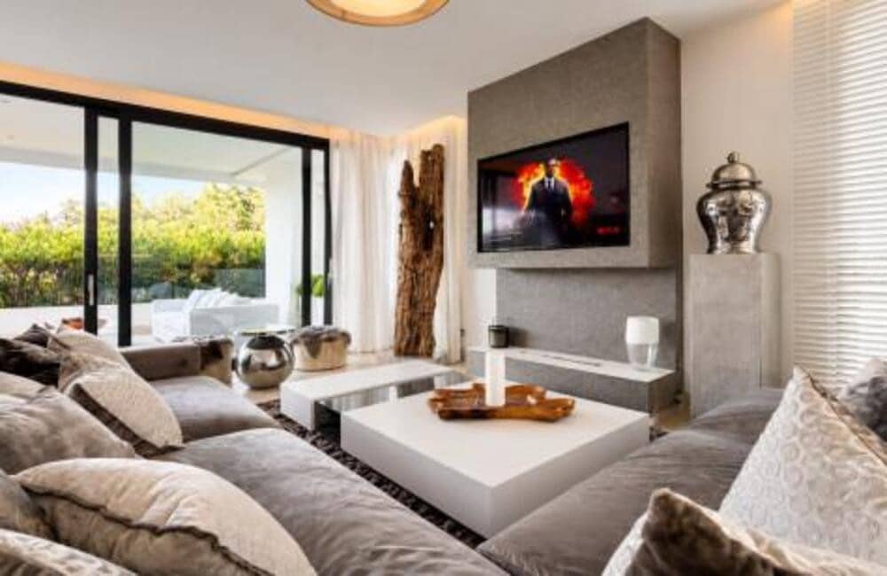 5 sypialnia Apartament do wynajęcia w Marbella z basenem garażem - 11 500 € (Ref: 10106597)