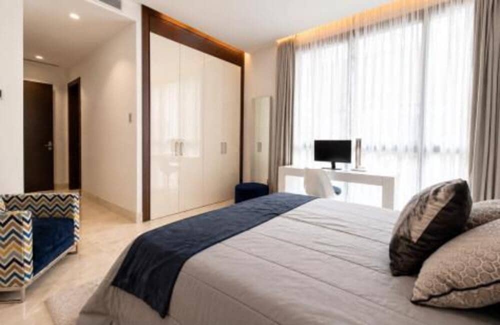 5 sypialnia Apartament do wynajęcia w Marbella z basenem garażem - 11 500 € (Ref: 10106597)