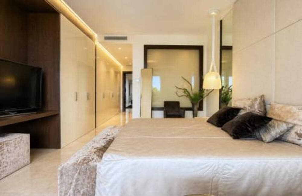 5 sypialnia Apartament do wynajęcia w Marbella z basenem garażem - 11 500 € (Ref: 10106597)
