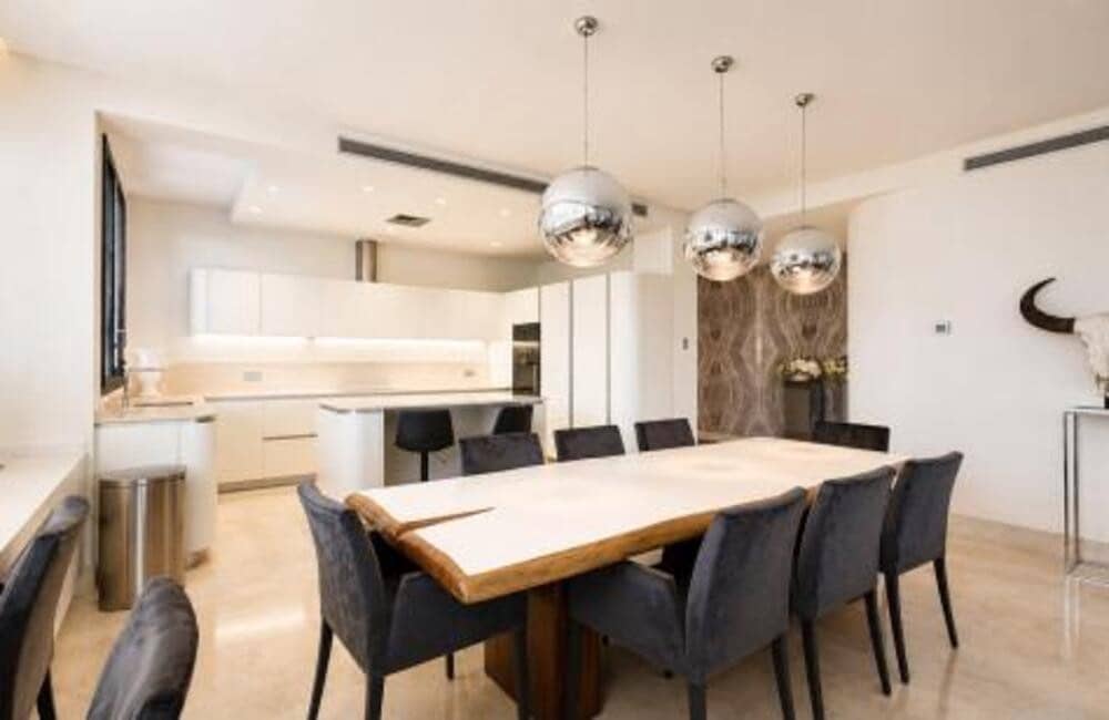 5 sypialnia Apartament do wynajęcia w Marbella z basenem garażem - 11 500 € (Ref: 10106597)