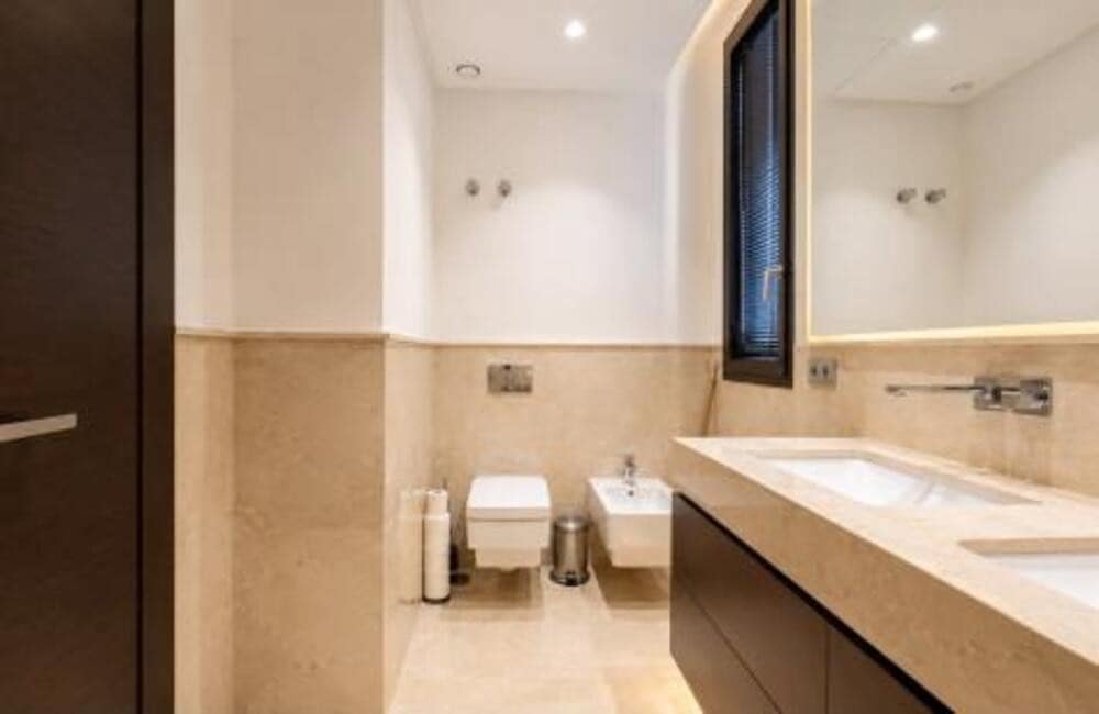 5 sypialnia Apartament do wynajęcia w Marbella z basenem garażem - 11 500 € (Ref: 10106597)