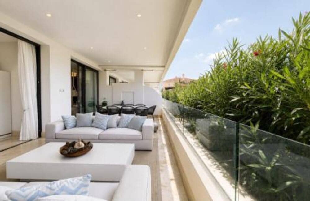 5 sypialnia Apartament do wynajęcia w Marbella z basenem garażem - 11 500 € (Ref: 10106597)