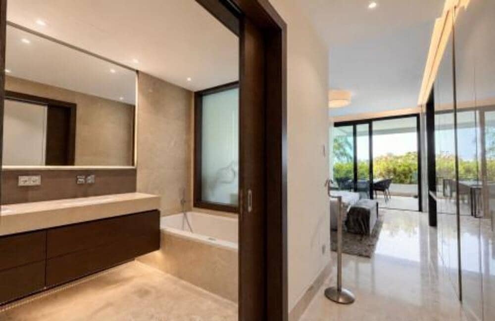 5 sypialnia Apartament do wynajęcia w Marbella z basenem garażem - 11 500 € (Ref: 10106597)