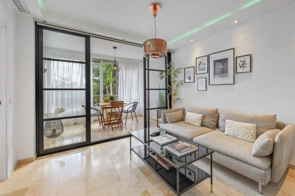 2 bedroom Apartment for rent in Puerto Banus with pool - € 2,000 (Ref: 10114654)
