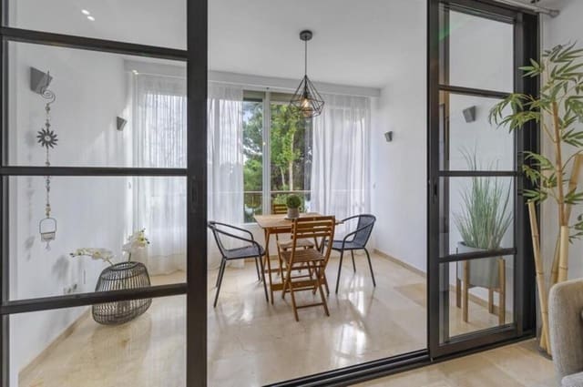 2 soverom Leilighet til leie i Puerto Banus, Marbella med svømmebasseng - € 2 000 (Ref: 10114654)