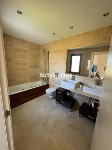 3 bedroom Apartment for rent in Los Flamingos, Benahavís with pool garage - € 2,500 (Ref: 10114655)
