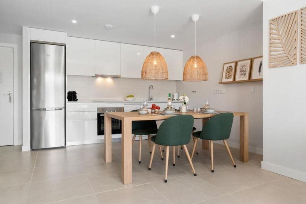 2 sypialnia Apartament do wynajęcia w New Golden Mile z basenem garażem - 2 300 € (Ref: 10114658)