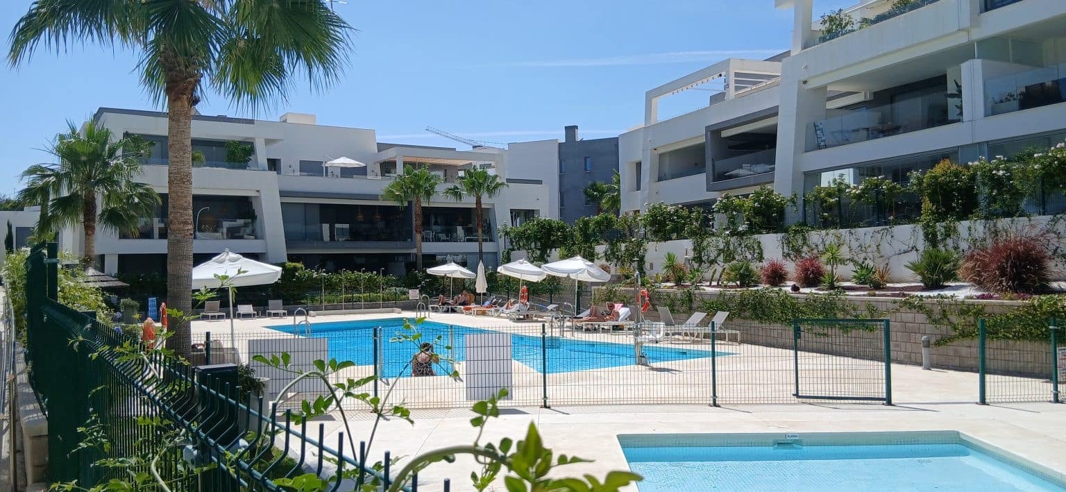 3 soveværelse Lejlighed til leje i New Golden Mile med swimmingpool garage - € 3.200 (Ref: 10118692)