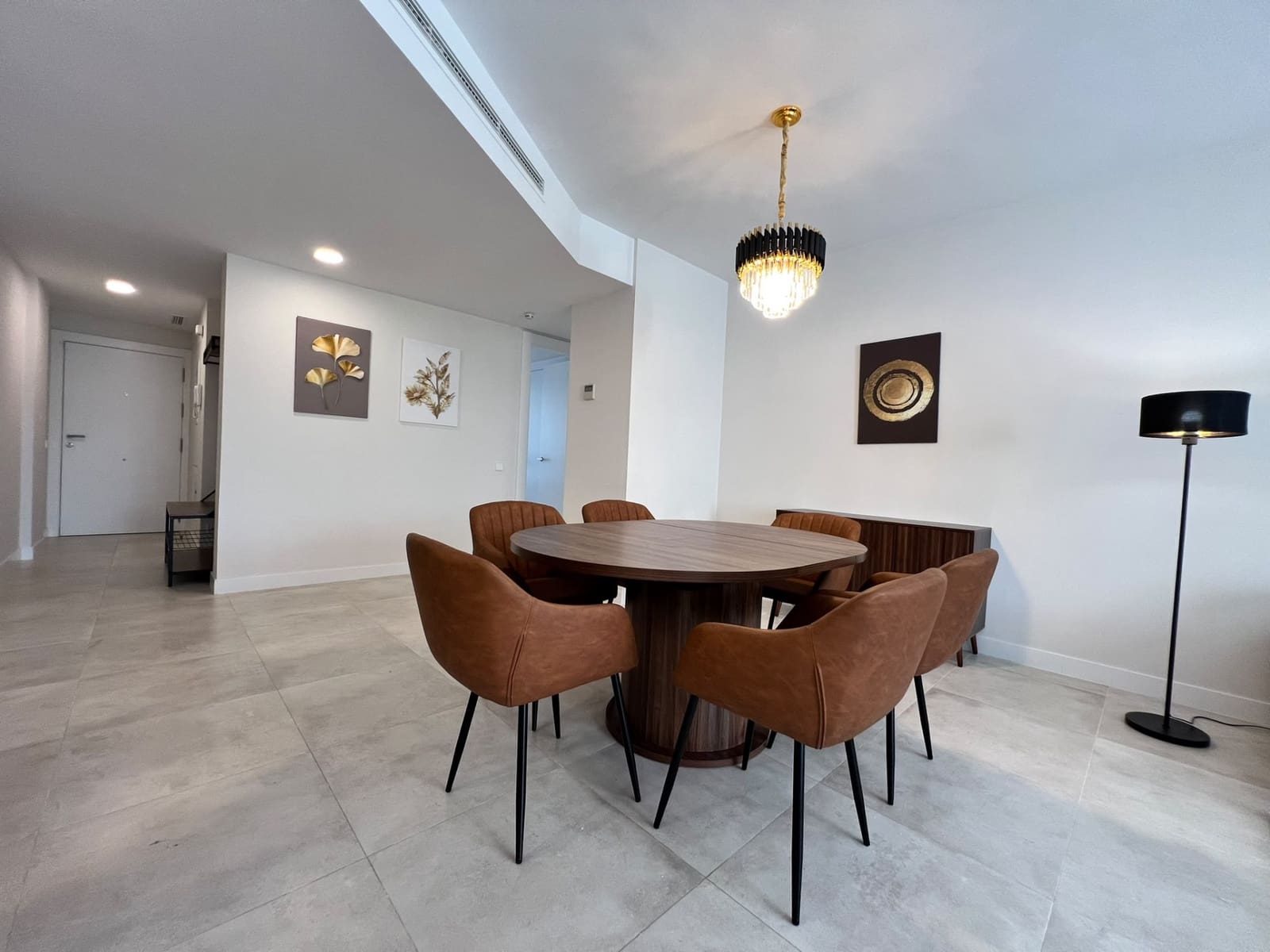 3 soveværelse Lejlighed til leje i New Golden Mile med swimmingpool garage - € 3.200 (Ref: 10118692)
