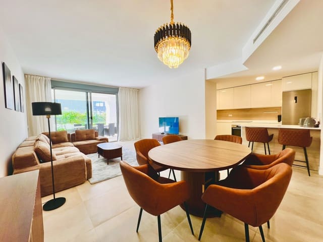 3 soveværelse Lejlighed til leje i La Concha - Resina Golf, Estepona med swimmingpool garage - € 3.200 (Ref: 10118692)