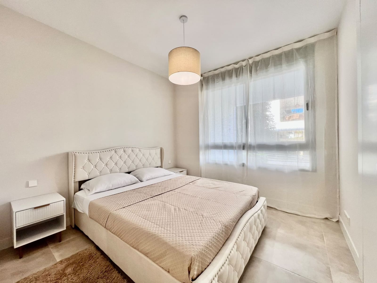 3 soveværelse Lejlighed til leje i New Golden Mile med swimmingpool garage - € 3.200 (Ref: 10118692)