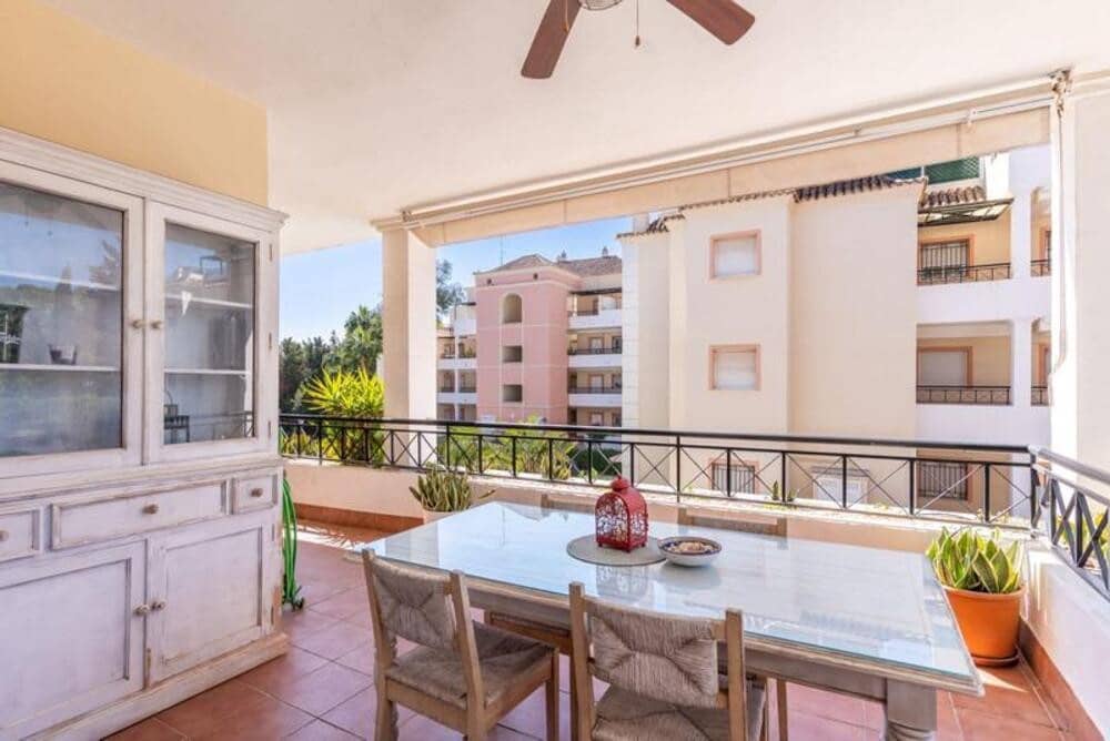 3 bedroom Apartment for rent in Marbella with pool garage - € 2,400 (Ref: 10127605)