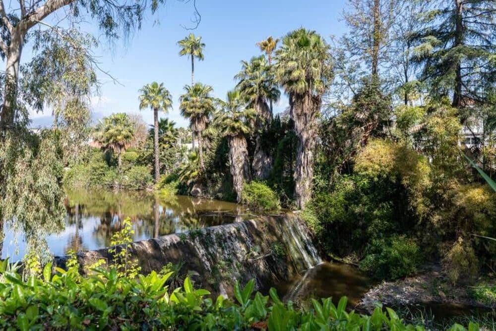 3 bedroom Apartment for rent in Marbella with pool garage - € 2,400 (Ref: 10127605)