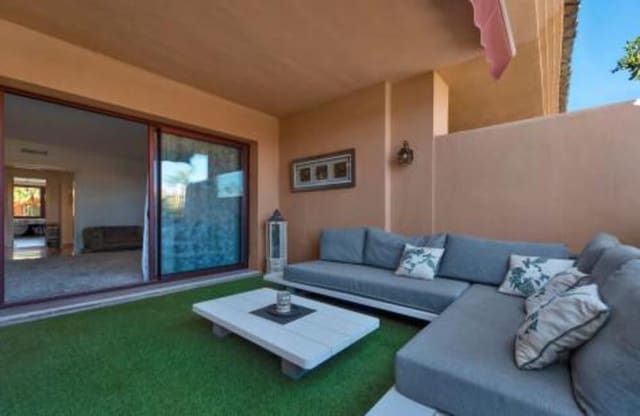 3 soverom Penthouse til salgs i Bahía de Marbella, Marbella med svømmebasseng garasje - € 1 300 000 (Ref: 10127607)