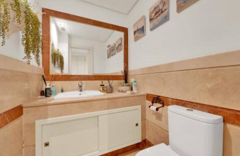 3 quarto Penthouse para arrendar em Marbella com piscina garagem - 4 500 € (Ref: 10127608)