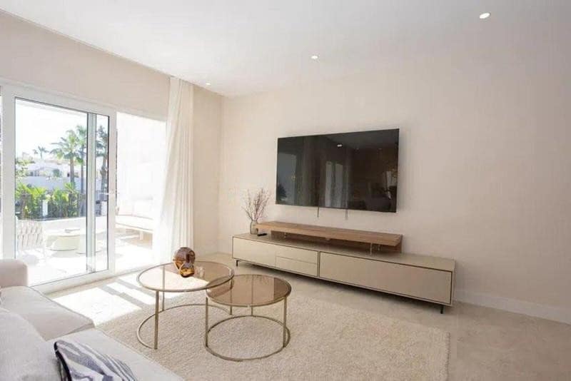 4 Zimmer Apartment zu verkaufen in Marbella mit Pool Garage - 1.125.000 € (Ref: 10127609)