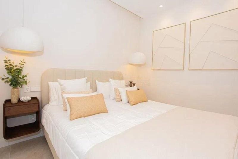 4 Zimmer Apartment zu verkaufen in Marbella mit Pool Garage - 1.125.000 € (Ref: 10127609)