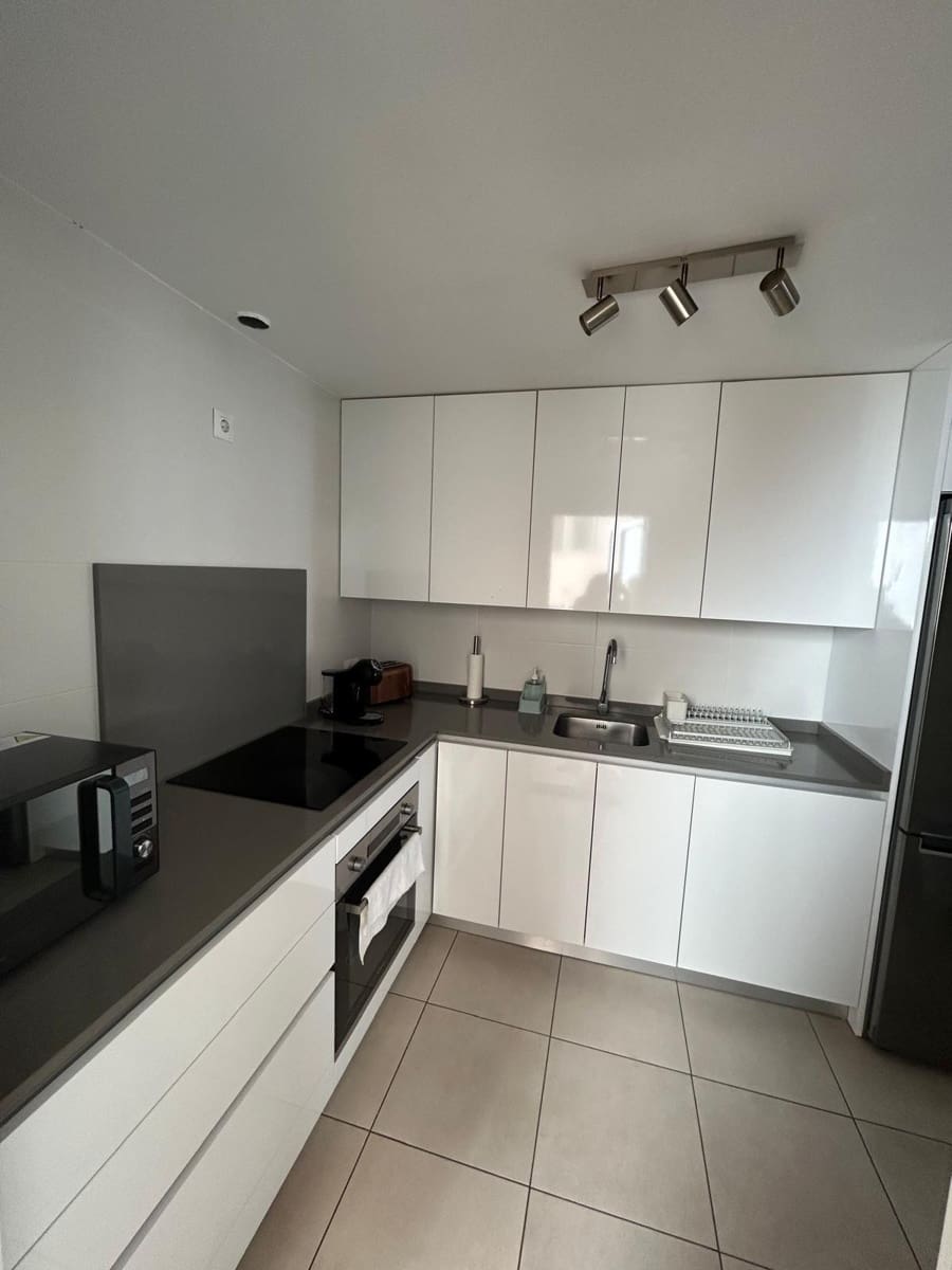 3 bedroom Apartment for rent in Marbella with pool garage - € 2,500 (Ref: 10127610)