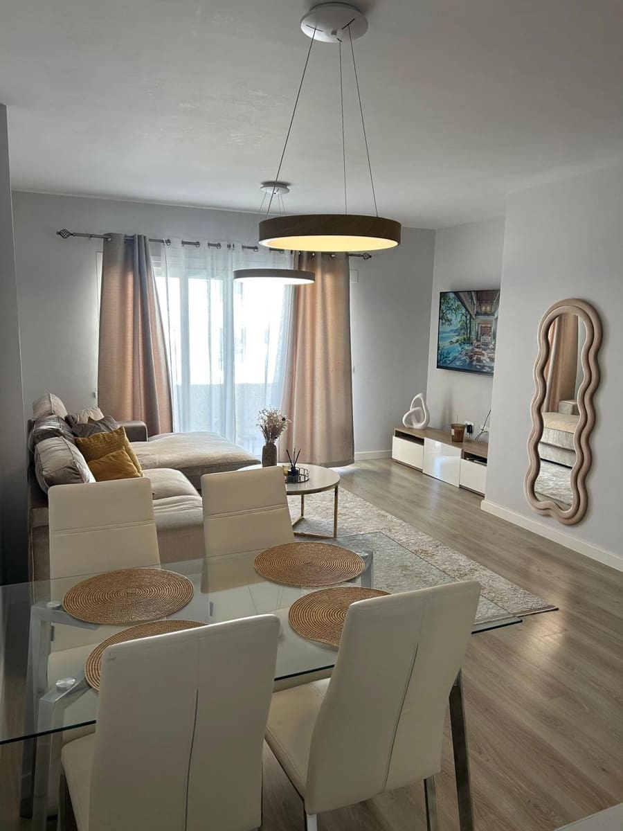 3 bedroom Apartment for rent in Marbella with pool garage - € 2,500 (Ref: 10127610)